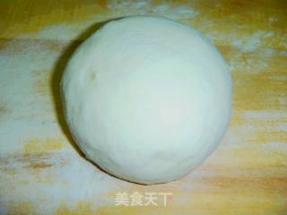 【简单制作的花样饼大全】营养早餐---韭菜鸡蛋薄饼的做法步骤：2