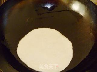 【简单制作的花样饼大全】营养早餐---韭菜鸡蛋薄饼的做法步骤：8