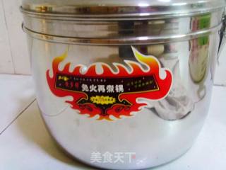 肉荤：酱豆干红烧肉的做法步骤：9