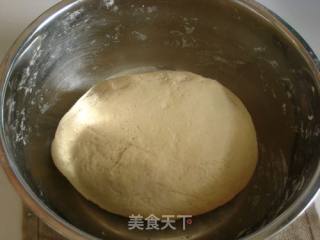 香肠早餐卷的做法步骤：2