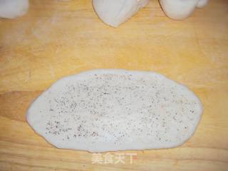 黑胡椒香肠面包的做法步骤：10