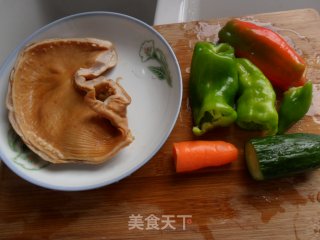 辣椒肚丝的做法步骤：1
