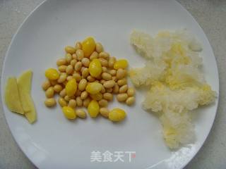白果黄豆鲫鱼汤的做法步骤：3