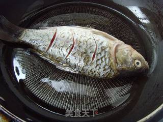 白果黄豆鲫鱼汤的做法步骤：4