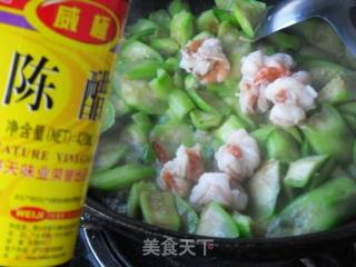 蛇瓜虾球的做法步骤：11