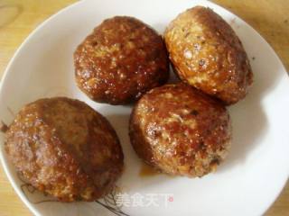 红烧狮子头的做法步骤：9