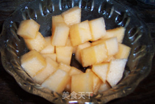 清甜的搭配--柠香蜜瓜果味鸡丁的做法步骤：5
