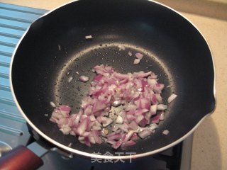 卤肉饭的做法步骤：1