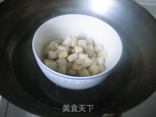 皮蛋炒山药的做法步骤：3