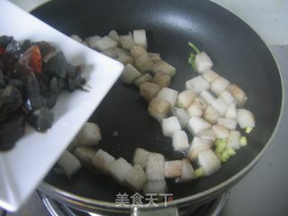 皮蛋炒山药的做法步骤：5