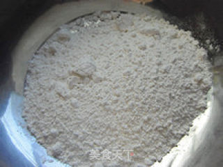 婴儿肌肤般光滑—手工白雪馒头的做法步骤：1