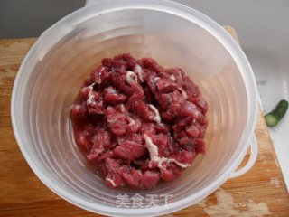 香辣牛肉酱的做法步骤：2
