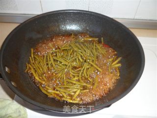 干烧豆角的做法步骤：7