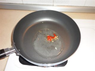 梅干菜烧勒鱼的做法步骤：4