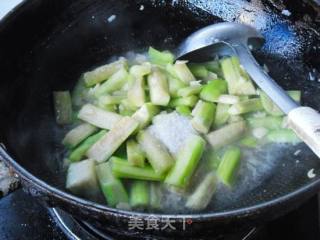 蒜蓉丝瓜的做法步骤：6