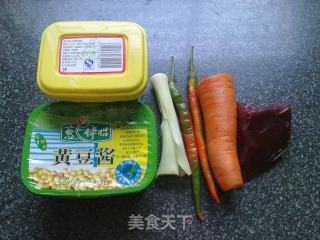 【炸酱面，花样做】---【牛肉胡萝卜丁紫薯面】的做法步骤：1