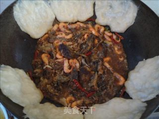 小鱼虾贴饼的做法步骤：11