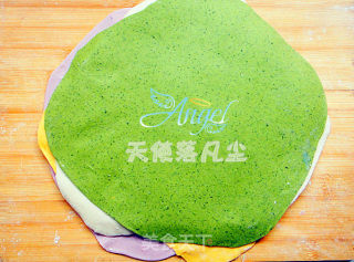 【炸酱面，花样做】彩虹炸酱面的做法步骤：4