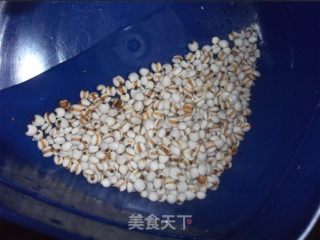 冬瓜薏米猪骨汤的做法步骤：2