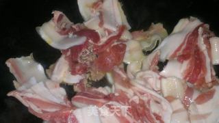 回锅肉的做法步骤：2
