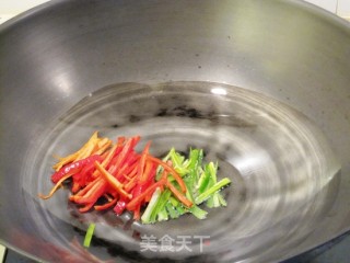 土豆丝炒豆腐干的做法步骤：4