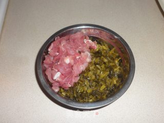 雪菜肉丝米面的做法步骤：1