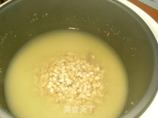 小米燕麦粥的做法步骤：2