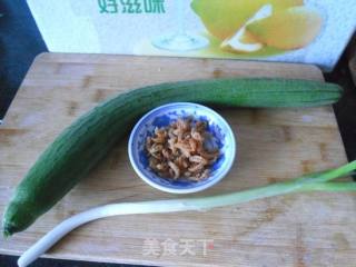 海米丝瓜的做法步骤：1