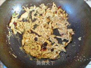 青椒炒酱香豆丹的做法步骤：6