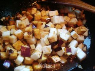 茄丁肉酱绿豆面的做法步骤：7