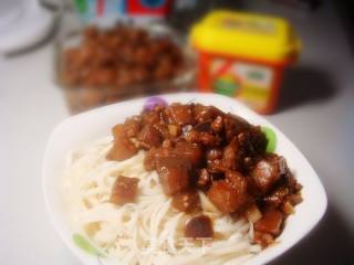 茄丁肉酱绿豆面的做法步骤：12