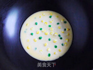 清香怡人—鸡蛋玉米豌豆饼的做法步骤：8