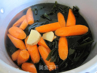 海带鸡脚汤的做法步骤：5