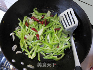 家常炒鸡肝的做法步骤：4