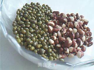 降火的绿豆粥的做法步骤：1