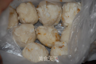 墨斗鱼丸鲜汤的做法步骤：1
