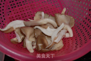 墨斗鱼丸鲜汤的做法步骤：4