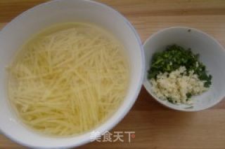 凉拌土豆丝的做法步骤：3