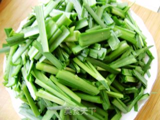 家常菜----韭菜炒豆干的做法步骤：1