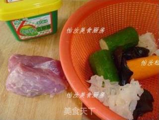 炸酱面之---京酱肉丝面的做法步骤：2