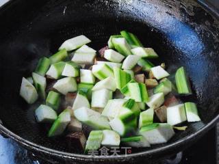 豆干煸炒丝瓜丁的做法步骤：7