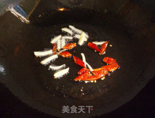 芹菜香干的做法步骤：4