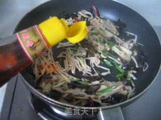 茭白金针菇的做法步骤：10