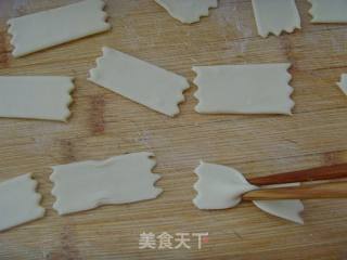 让宝宝爱上吃饭：彩蝶翩翩---蝴蝶面的做法步骤：12