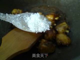 板粟烧鸡翅中的做法步骤：4