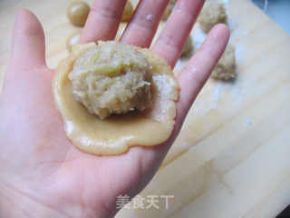 月饼处女秀——冬蓉月饼的做法步骤：9