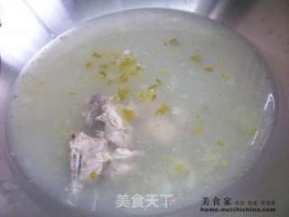 一汤两喝~暖身暖胃@@家的味道清汤河粉的做法步骤：2