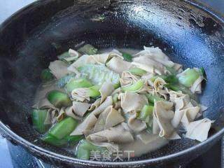 丝瓜干豆腐的做法步骤：9