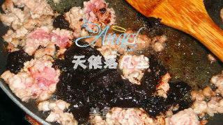 【炸酱面，花样做】——笑脸南瓜炸酱面的做法步骤：7