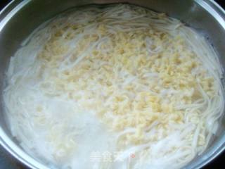 营养早餐--西红柿鸡蛋炸酱面的做法步骤：12